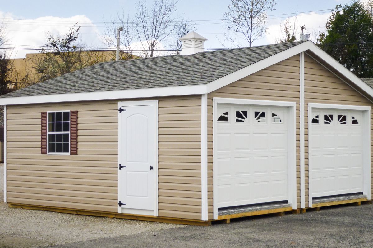 Custom-Built Garage — photo 6