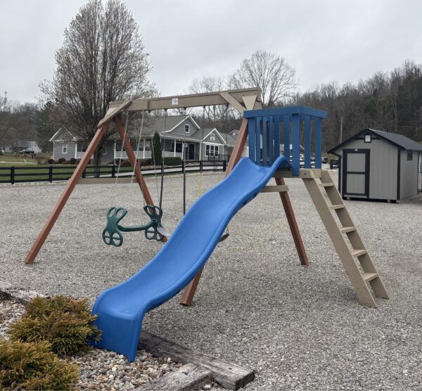 Wooden Playset — photo 1