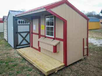 A small prefab animal shelter for sale in Tennessee for chickens