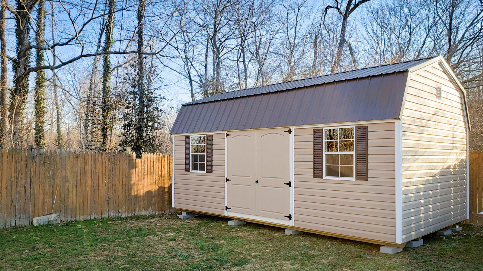 exterior of backyard outdoor storage barn for sale in KY and TN