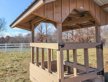 covered hay feeders for horses